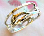 Animal lovers buy silver wholesale jewelry. Solid dolphin design sterling silver ring with double band